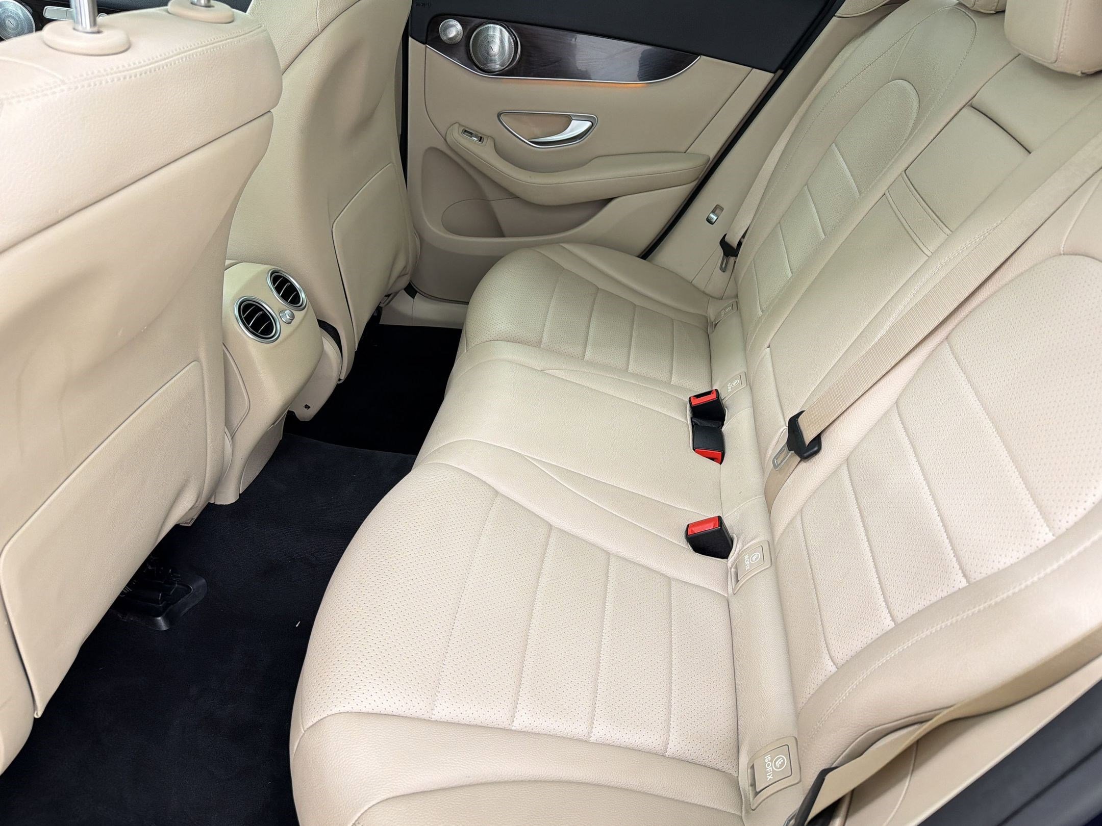 Used 2017 Mercedes-Benz GLC 300 4MATIC image 26