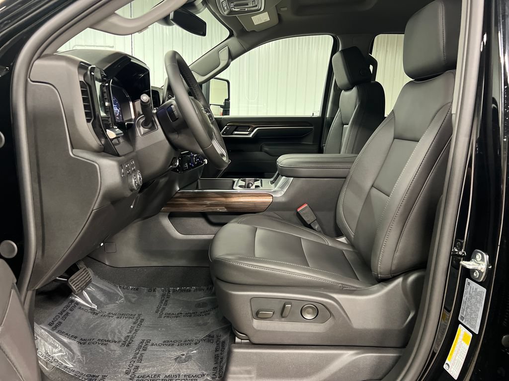 New 2026 Chevrolet Silverado 3500 LT w/ Trail Boss Package AWD/4WD image 25