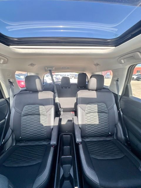 Certified 2022 Nissan Pathfinder SV w/ SV Premium Package image 28