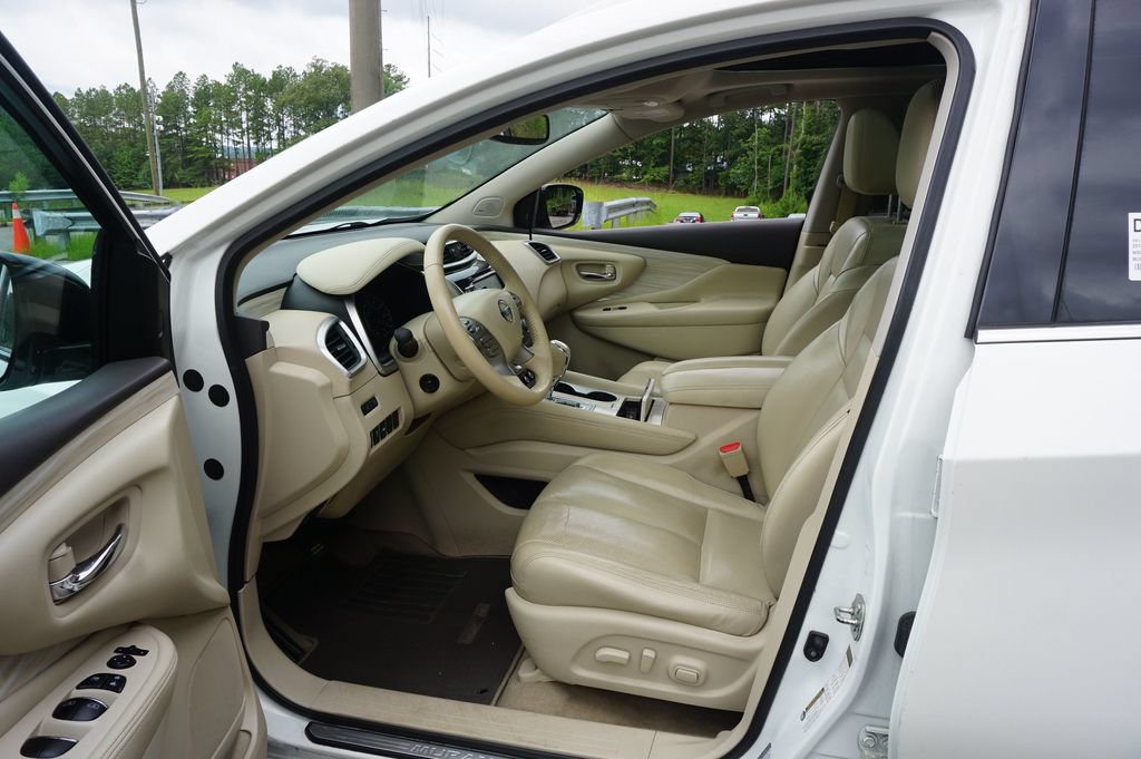 Used 2015 Nissan Murano Platinum w/ Platinum Technology Package AWD/4WD image 2
