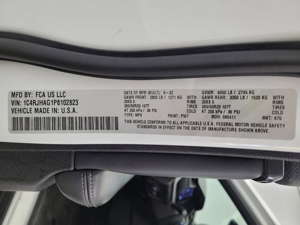 Used 2023 Jeep Grand Cherokee Altitude image 33