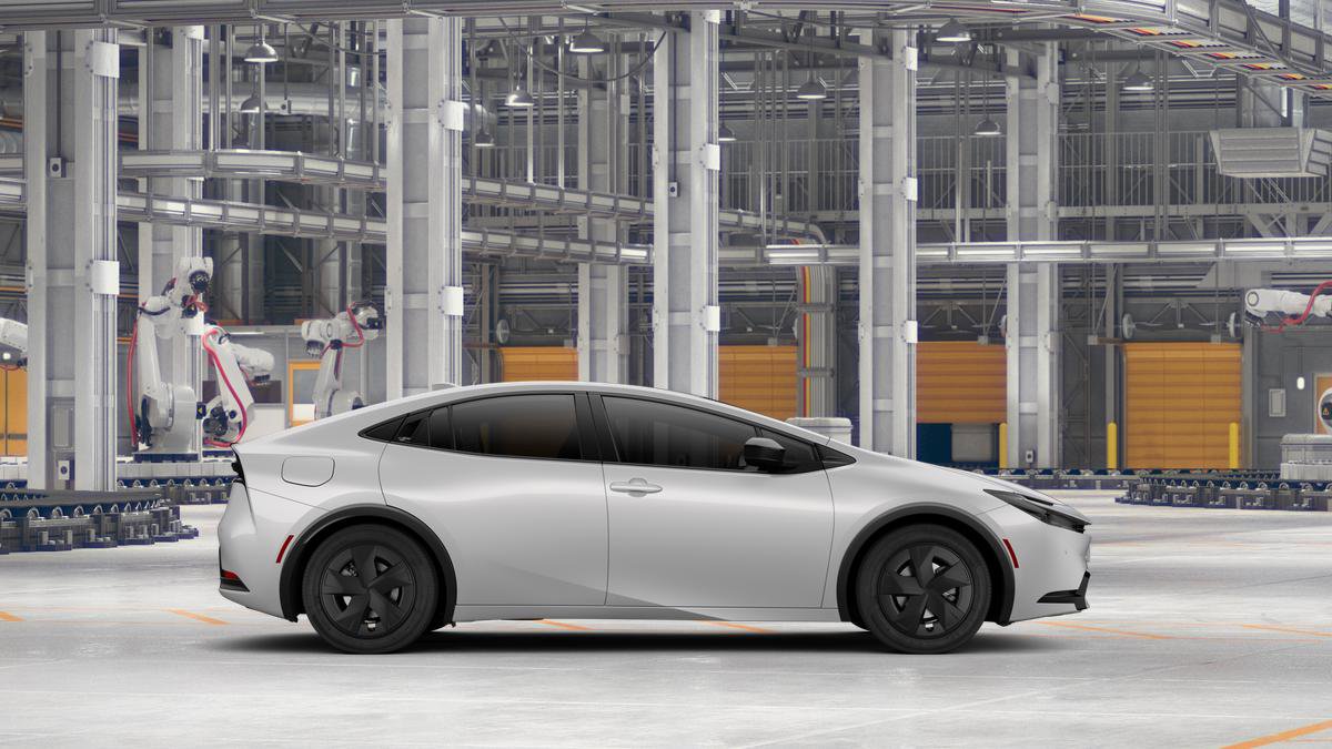 New 2026 Toyota Prius Plug-In Hybrid FWD image 12