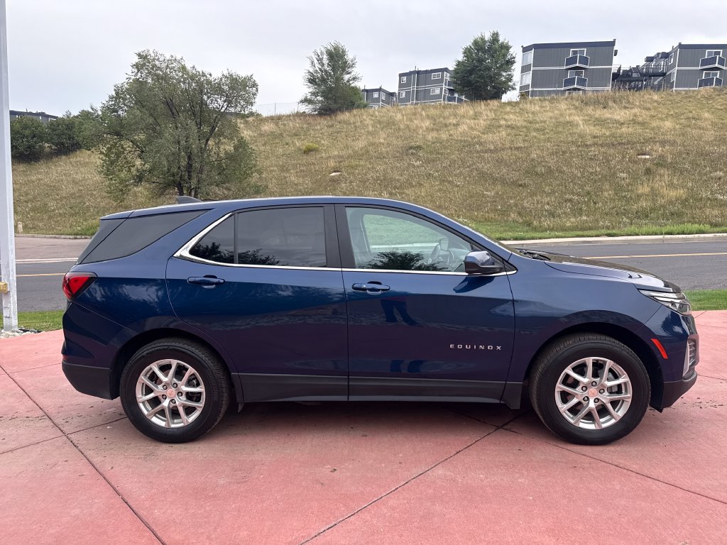 Used 2022 Chevrolet Equinox LT AWD/4WD image 10