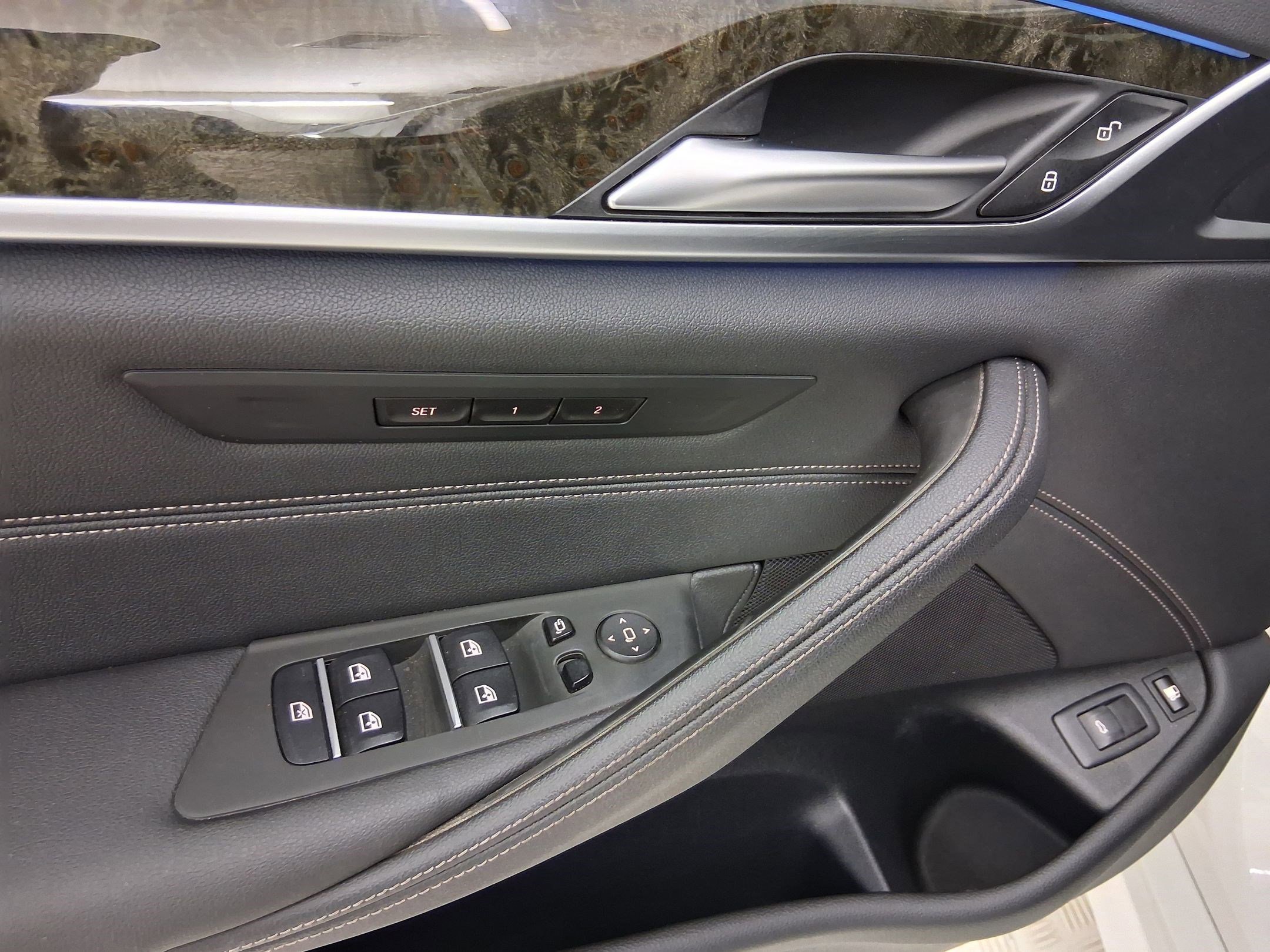 Certified 2023 BMW 530e 530e w/ M Sport Package image 12