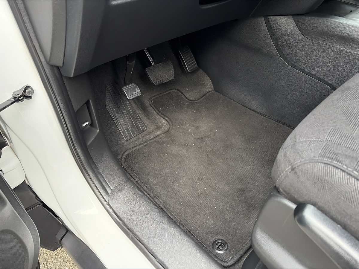 Used 2020 Honda Pilot LX image 10