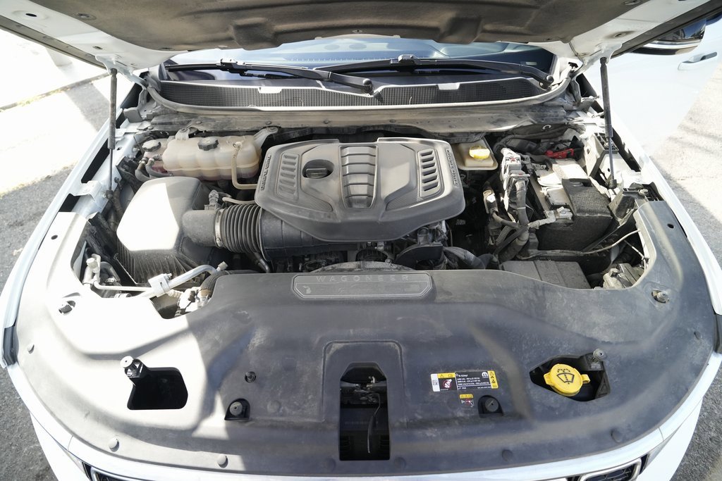 Used 2023 Jeep Wagoneer L Series II image 18