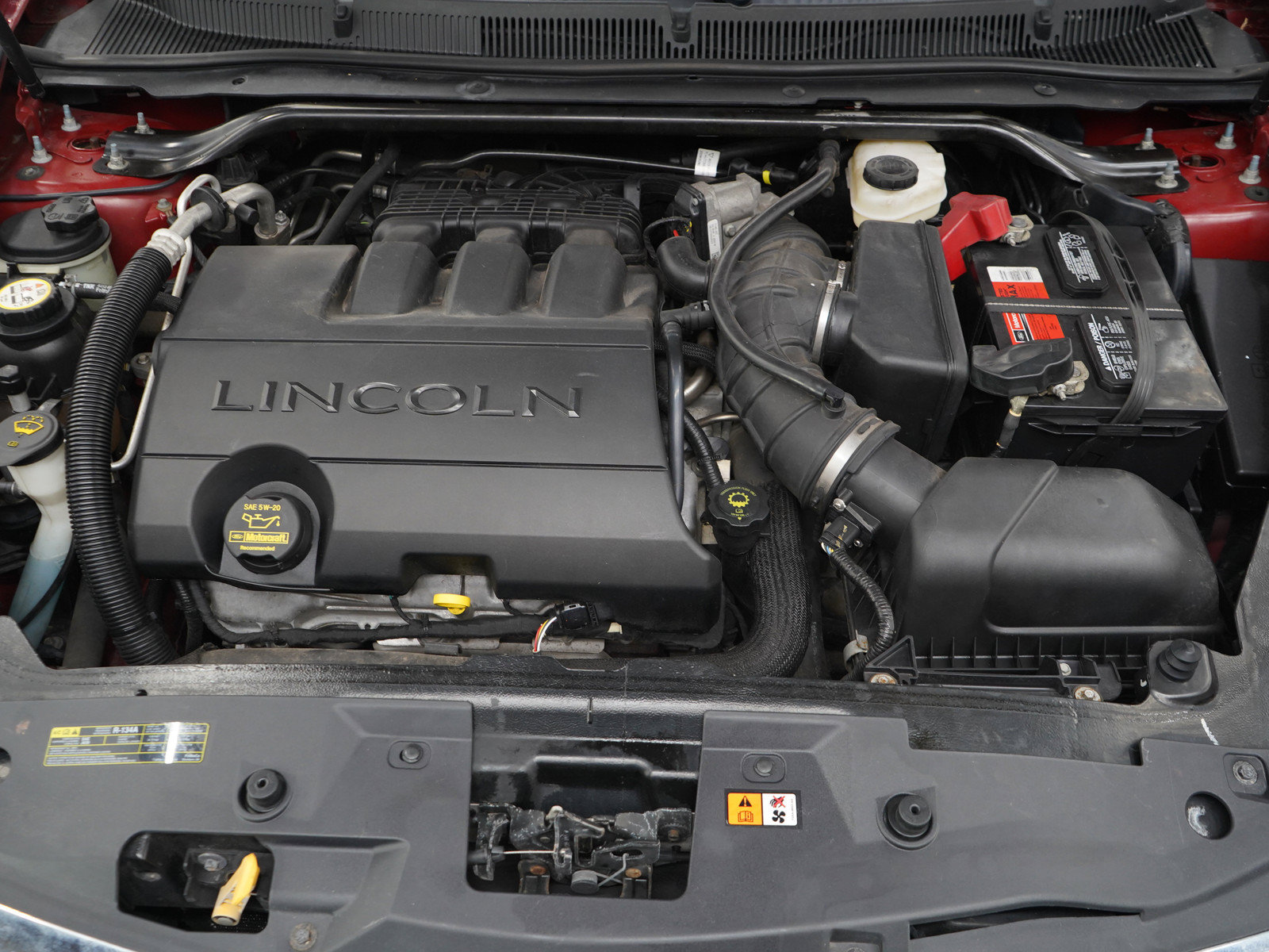 Used 2009 Lincoln MKS AWD image 30