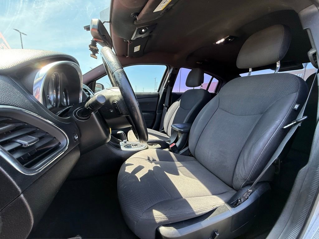 Used 2013 Chrysler 200 Touring w/ S Exterior Appearance Pkg FWD image 20