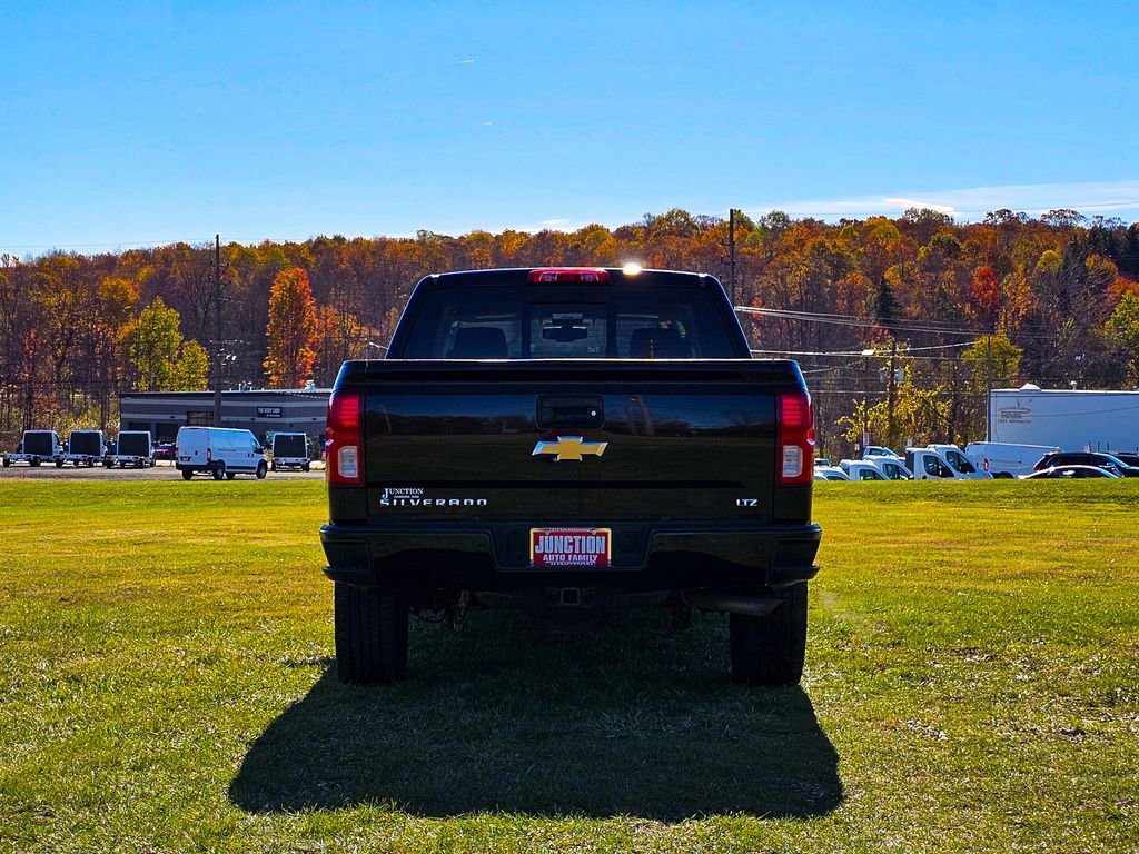 Used 2017 Chevrolet Silverado 1500 LTZ Z71 w/ LTZ Plus Package image 5