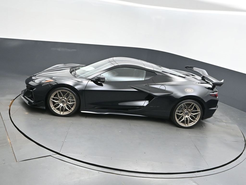 New 2026 Chevrolet Corvette Z06 w/ Z07 Performance Package image 28