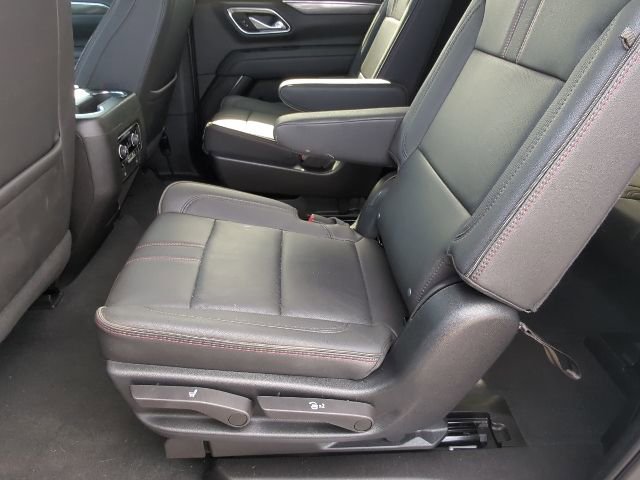 Used 2023 Chevrolet Suburban RST w/ Luxury Package AWD/4WD image 22