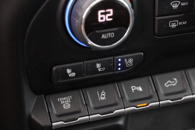 Used 2022 Chevrolet Silverado 3500 High Country w/ Z71 Off-Road Package AWD/4WD image 20