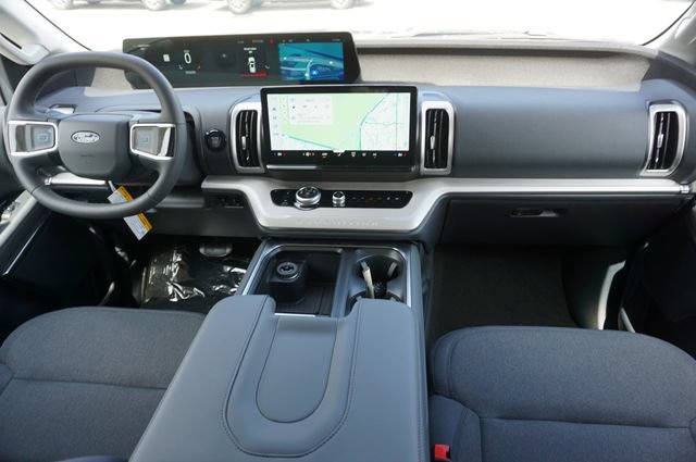 New 2027 Ford Expedition Active RWD image 6
