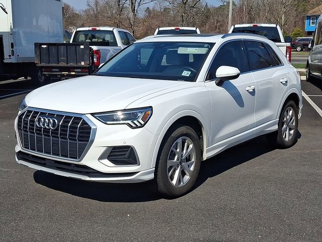 Used 2023 Audi Q3 2.0T Premium AWD/4WD image 3