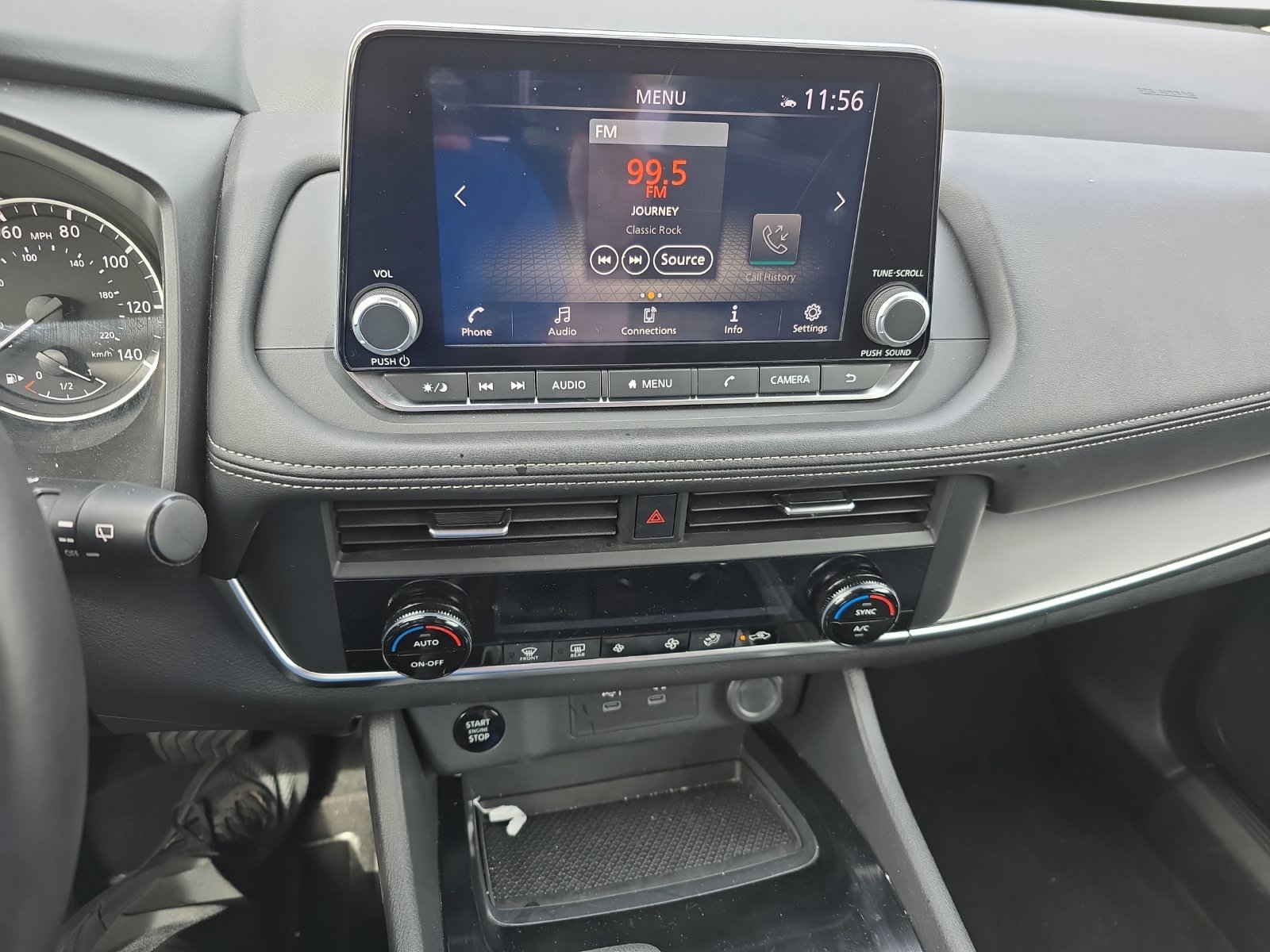 Used 2025 Nissan Rogue SV AWD/4WD image 14