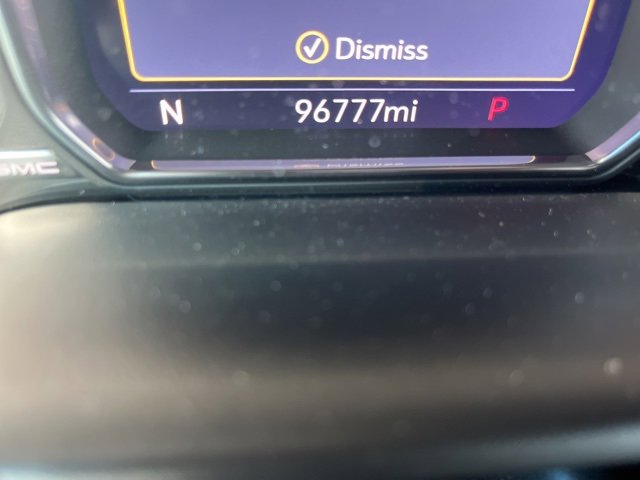 Used 2021 GMC Yukon XL Denali image 23