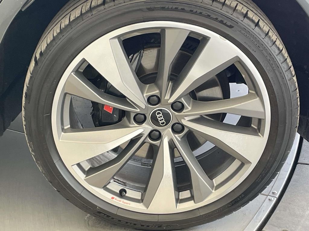 Certified 2022 Audi SQ5 Premium Plus w/ Premium Plus Package image 14