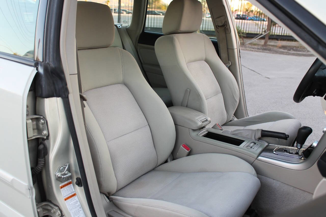 Used 2007 Subaru Outback 2.5i L.L. Bean image 34