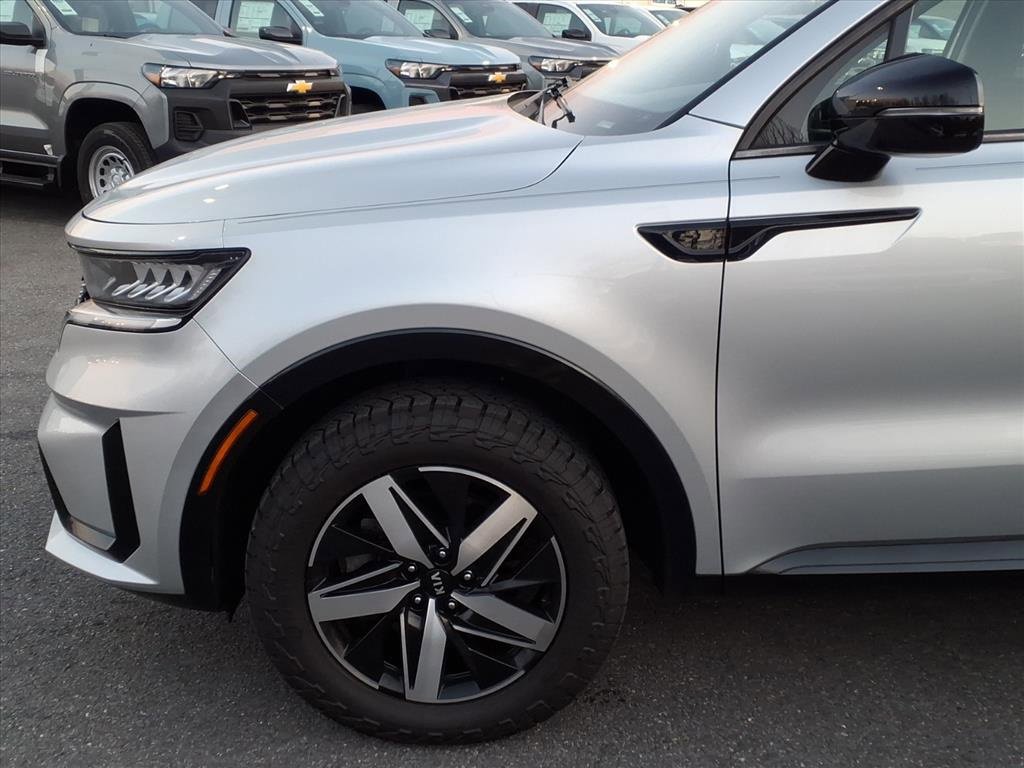 Used 2021 Kia Sorento EX w/ Panoramic Sunroof Package image 7