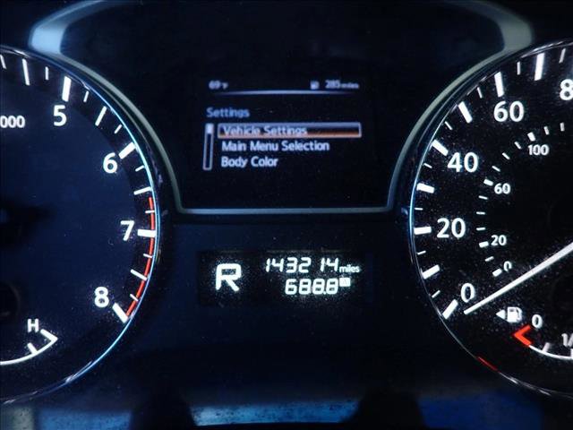 Used 2015 Nissan Pathfinder S image 22