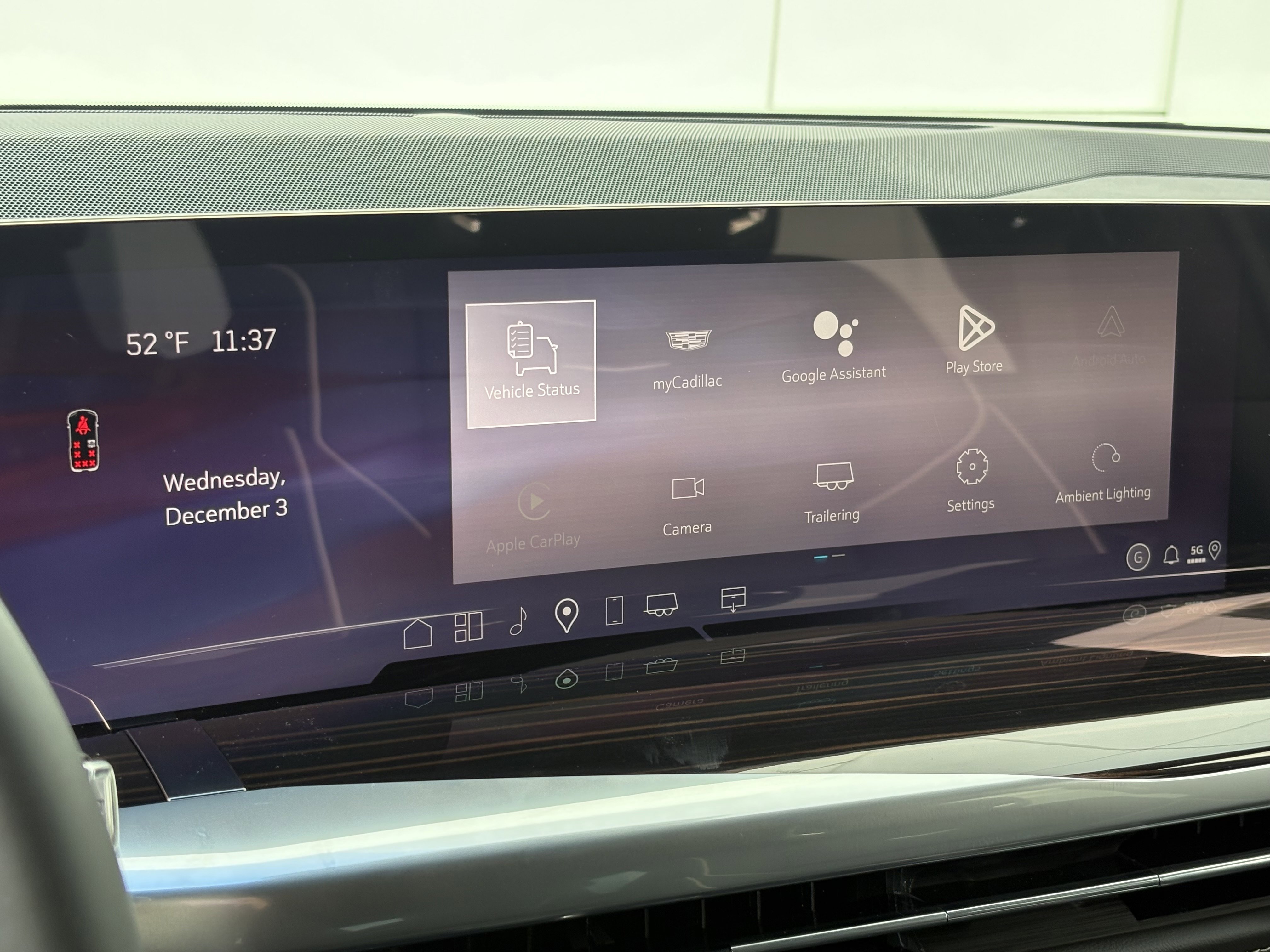 New 2026 Cadillac Escalade Luxury image 24