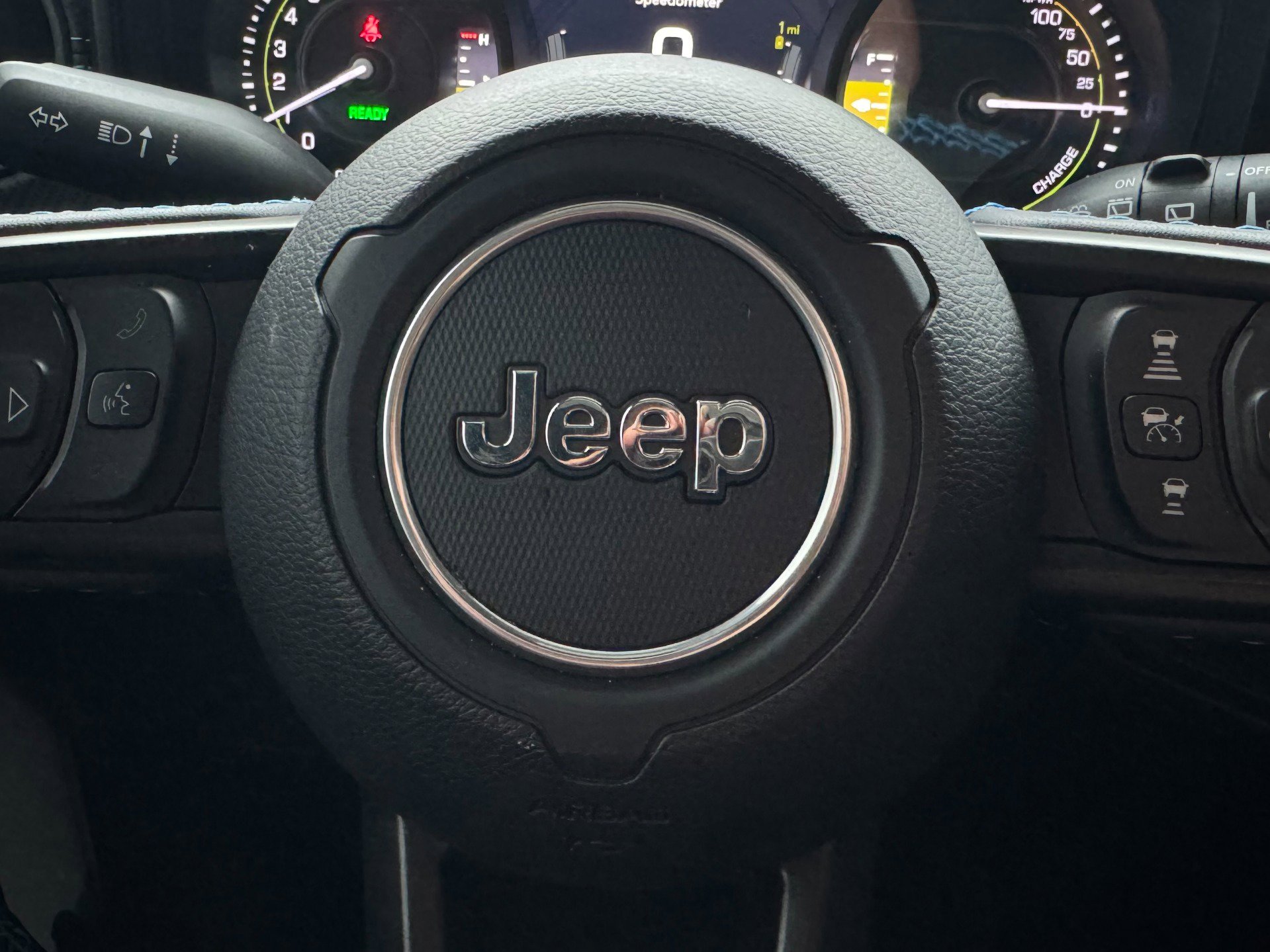 Used 2025 Jeep Wrangler Unlimited Rubicon 4xe image 42