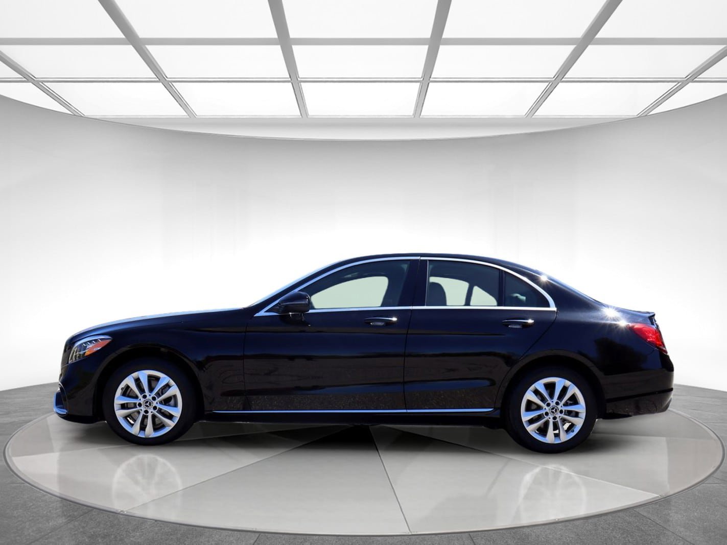 Used 2019 Mercedes-Benz C 300 4MATIC Sedan w/ Premium Package image 5