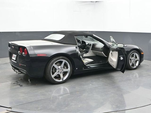 Used 2007 Chevrolet Corvette Convertible w/ Preferred Equipment Group RWD image 46
