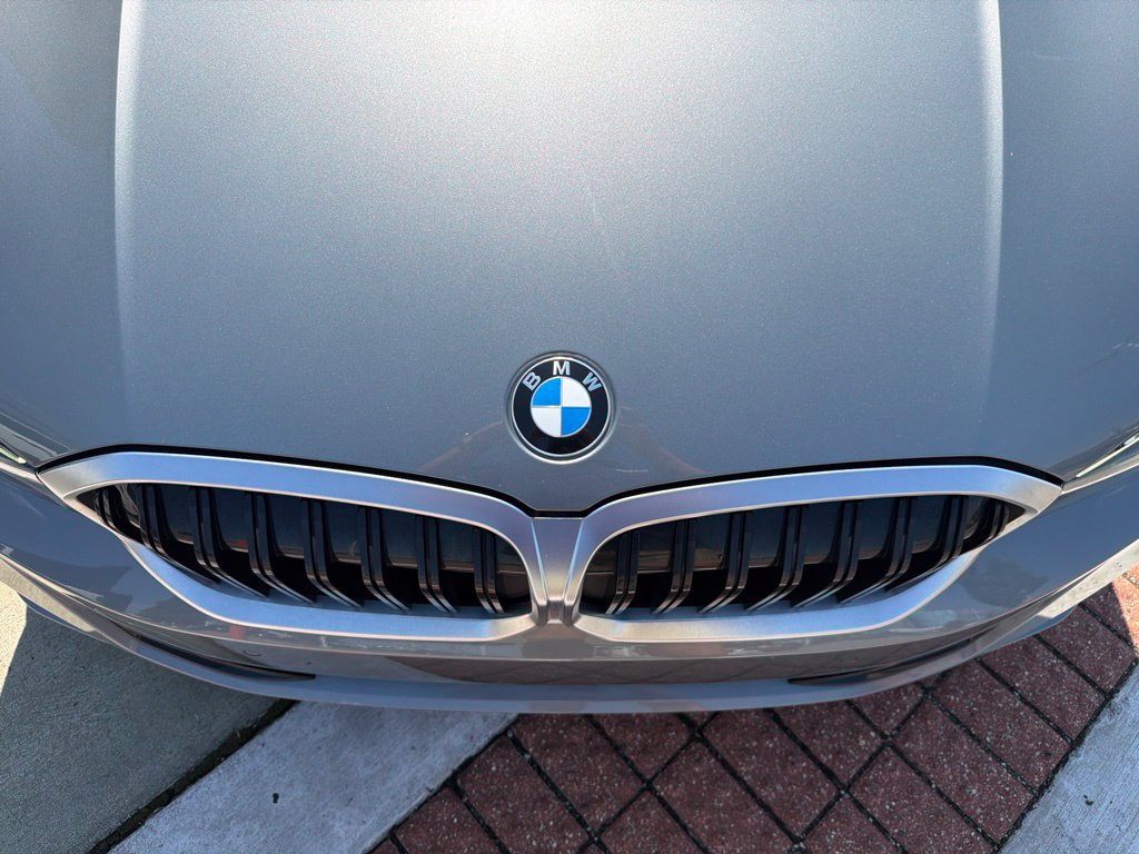 Used 2024 BMW 330i Sedan w/ Convenience Package RWD image 13