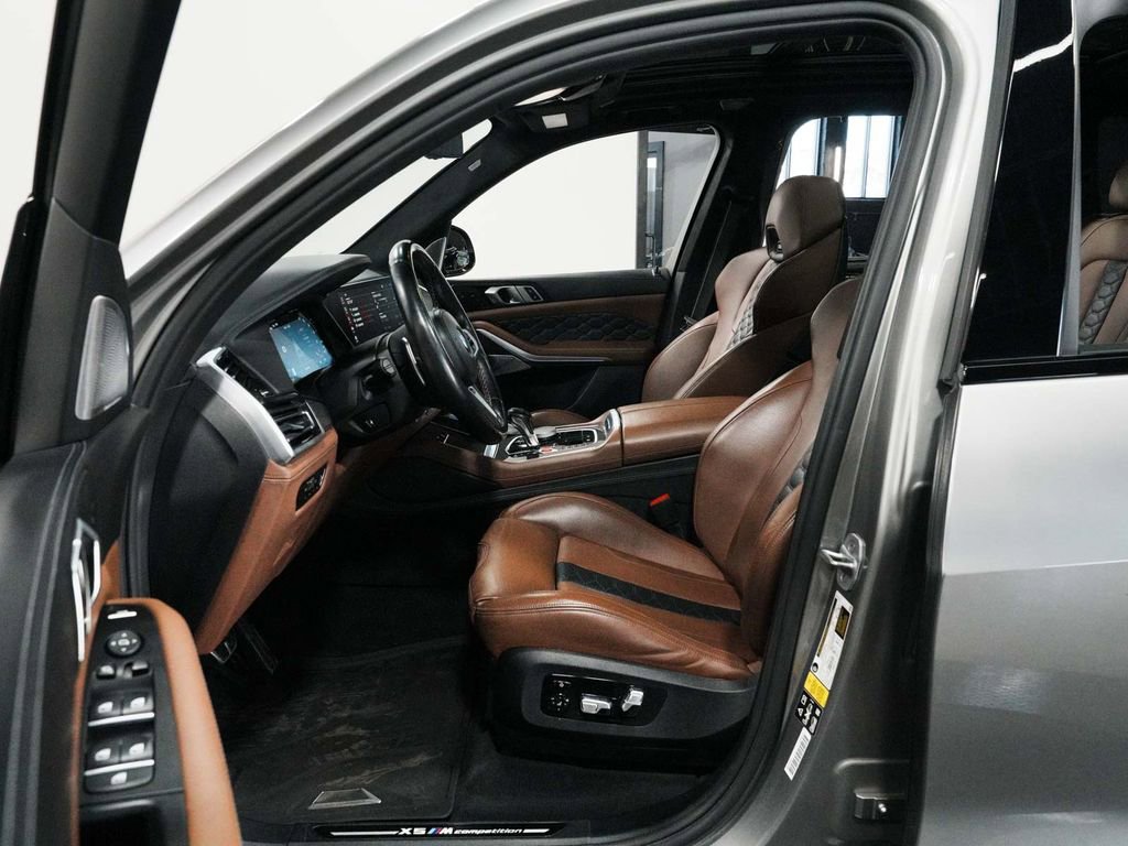 Used 2022 BMW X5 M w/ Competition Package 2 image 28