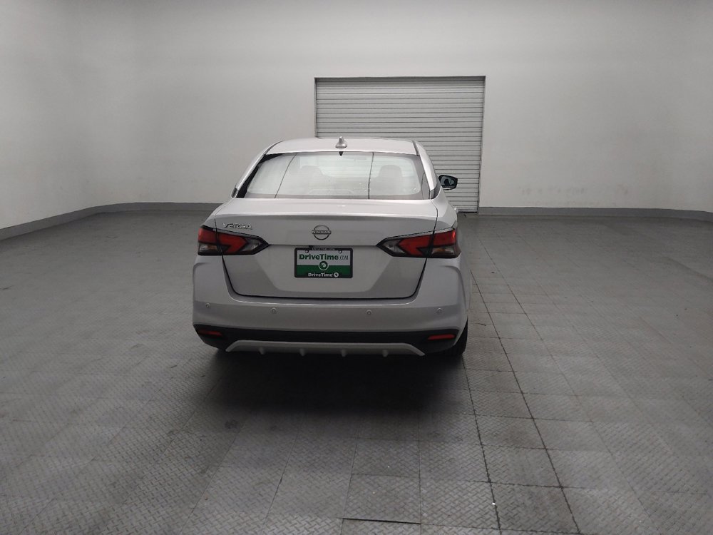 Used 2025 Nissan Versa SV FWD image 7