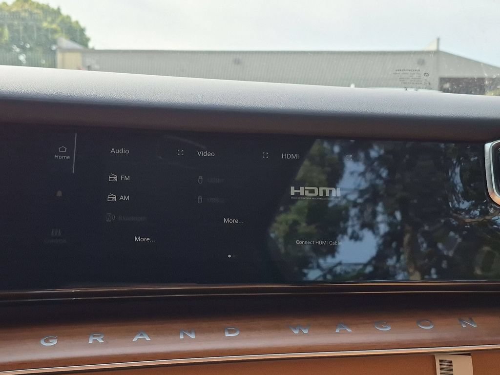 New 2026 Jeep Grand Wagoneer L Summit AWD/4WD image 35