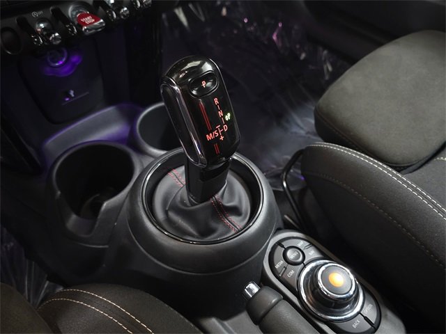 Certified 2021 MINI Cooper S w/ 6.5" Touchscreen Package image 21