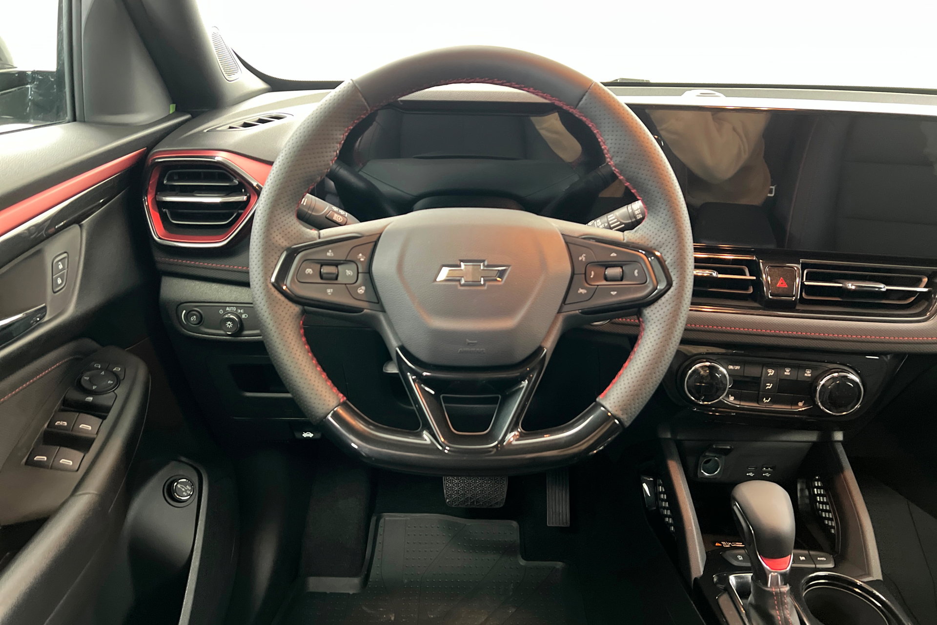 New 2026 Chevrolet TrailBlazer RS w/ Convenience Package image 13