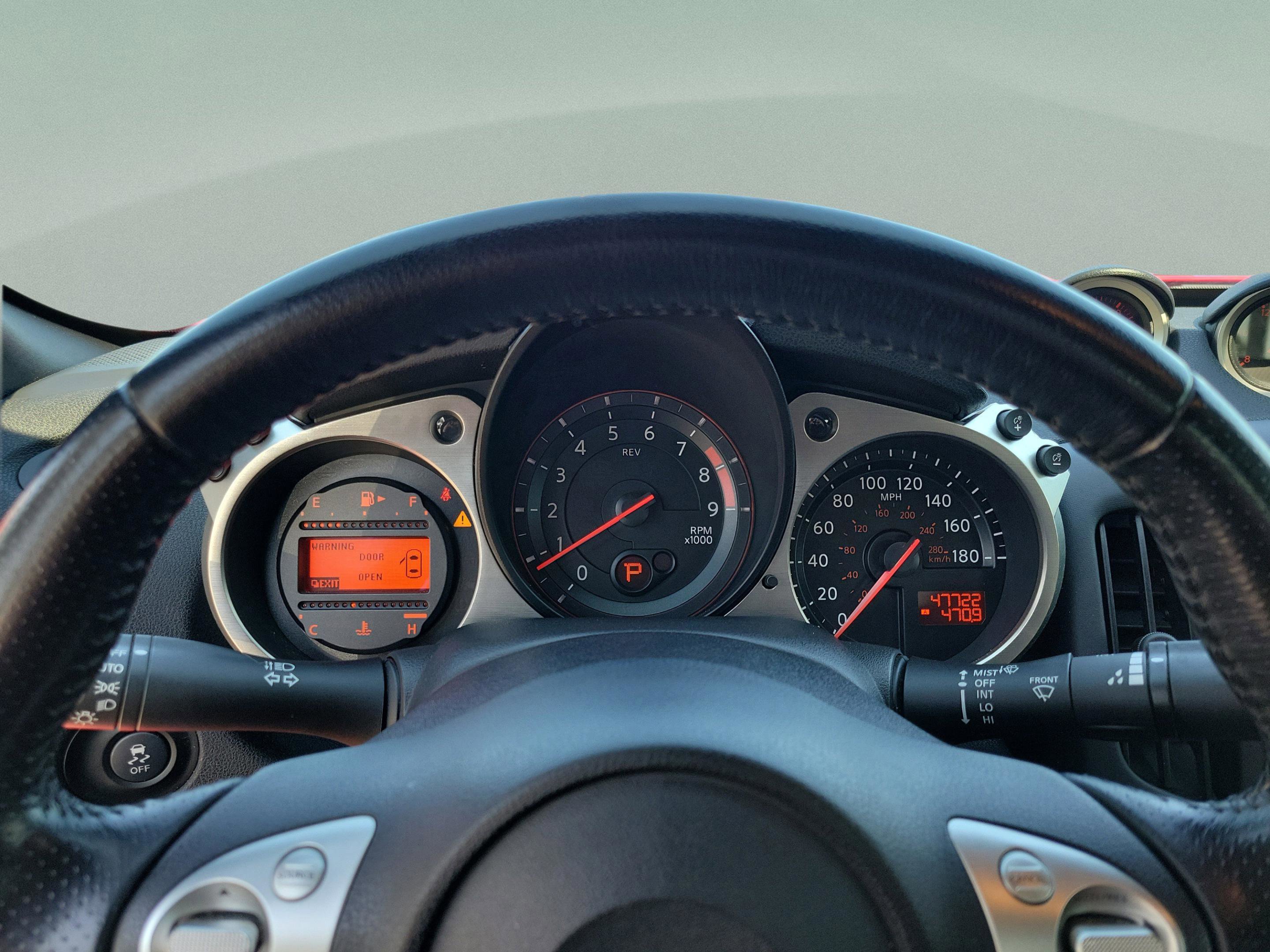 Used 2016 Nissan 370Z Coupe image 16