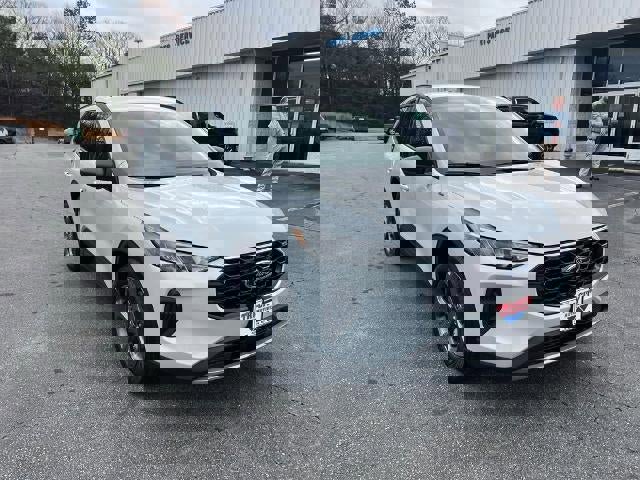 New 2025 Ford Escape ST-Line w/ Tech Pack #1
