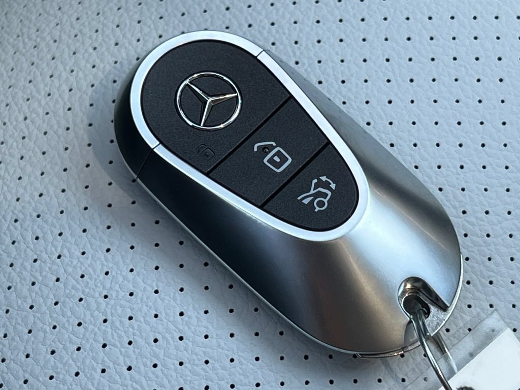 New 2026 Mercedes-Benz GLC 300 4MATIC image 30