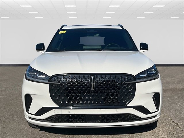 New 2025 Lincoln Aviator Black Label w/ Jet Appearance Package image 8