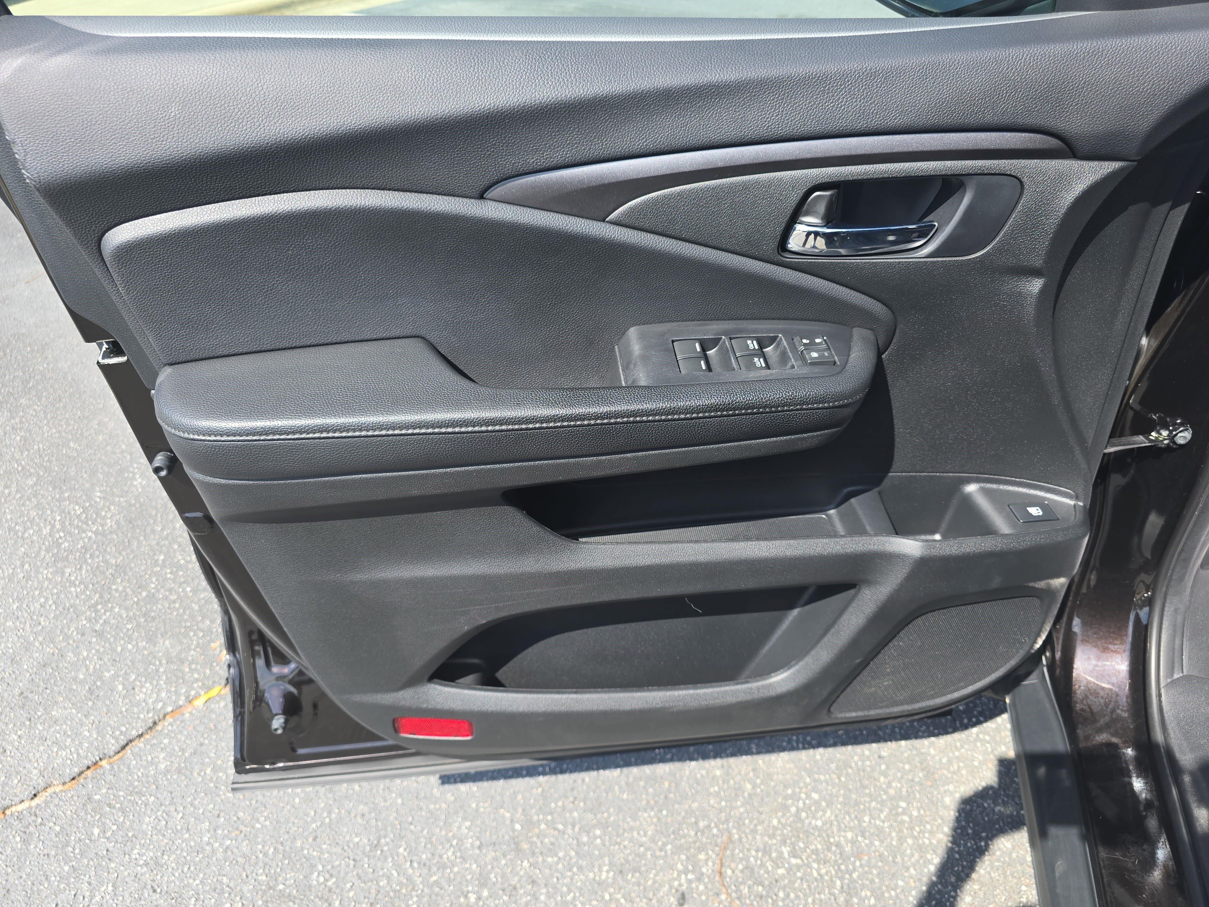 Used 2019 Honda Passport Sport image 27