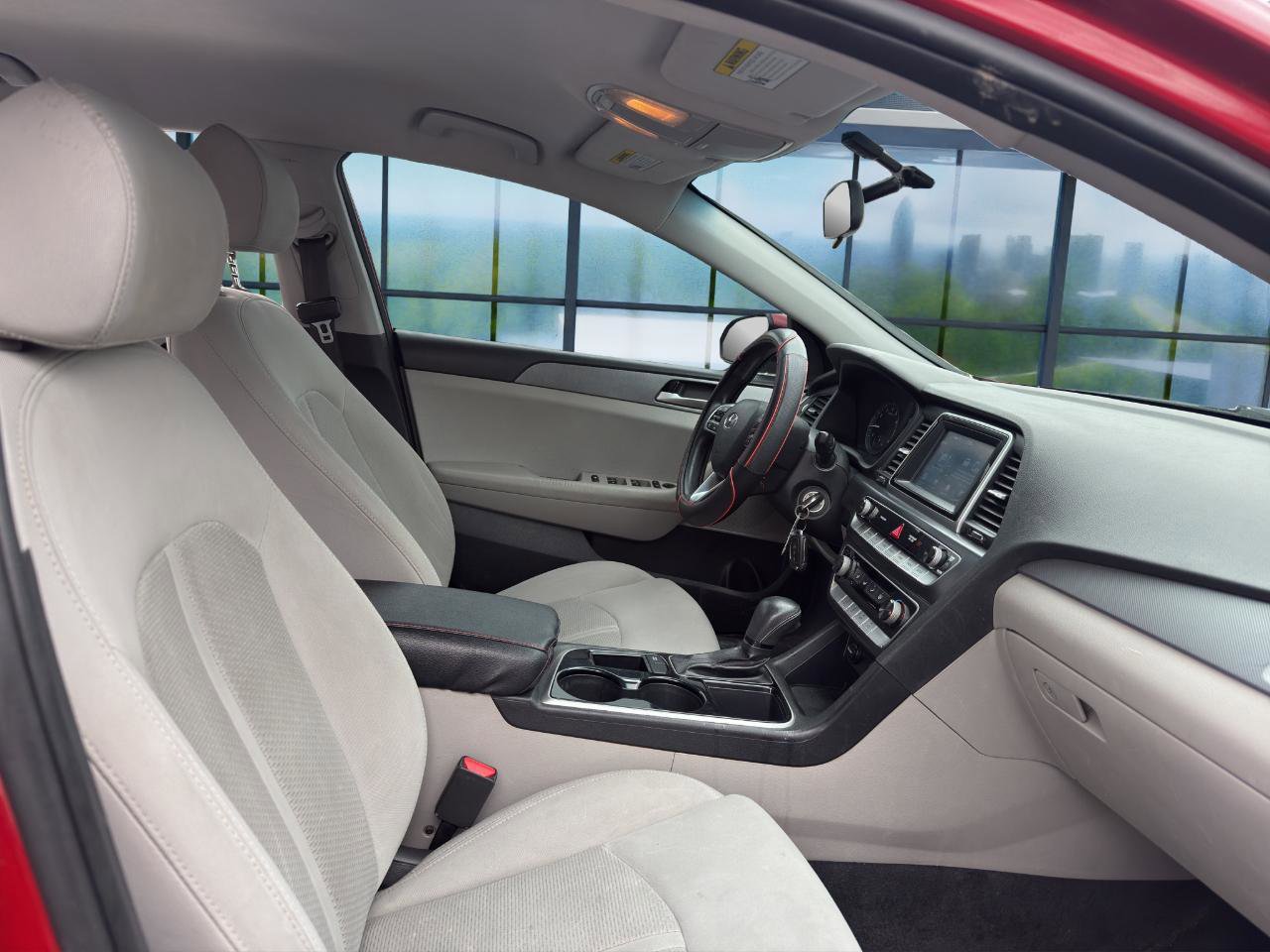 Used 2019 Hyundai Sonata SE FWD image 18