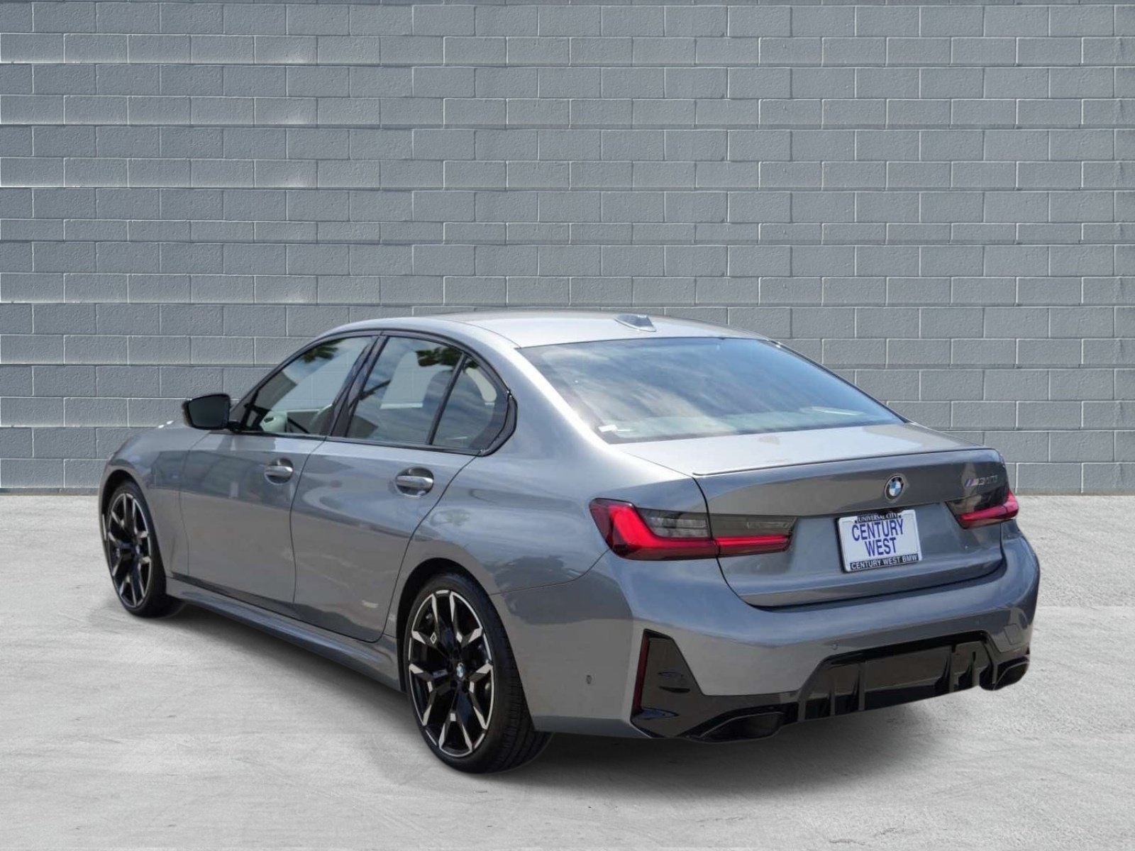 Used 2025 BMW M340i w/ Premium Package RWD image 3
