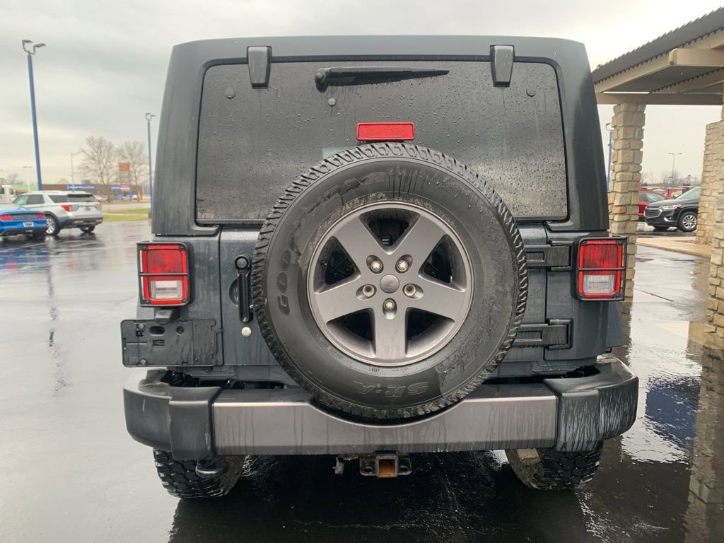 Used 2016 Jeep Wrangler Unlimited Sport image 4