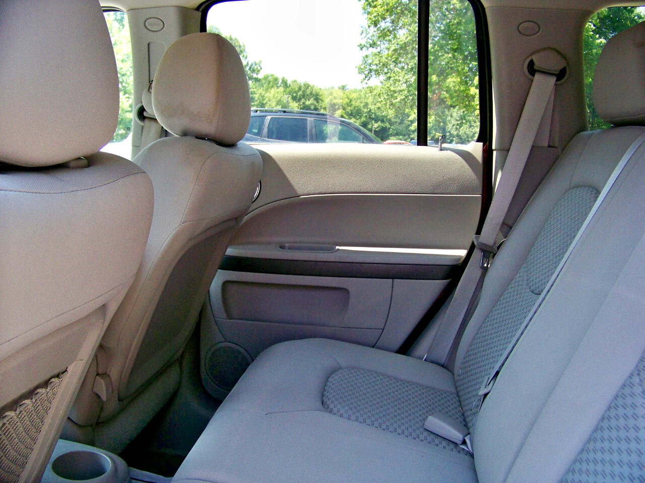 Used 2008 Chevrolet HHR LT w/ Enhanced Safety Package image 21