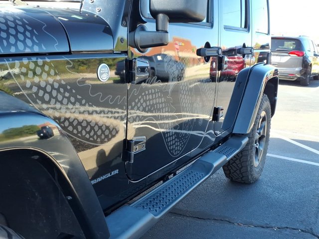 Used 2014 Jeep Wrangler Unlimited Sahara AWD/4WD image 34