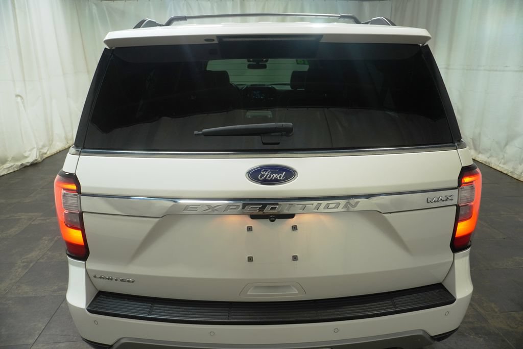 Used 2018 Ford Expedition Max Limited w/ Equipment Group 301A AWD/4WD image 5