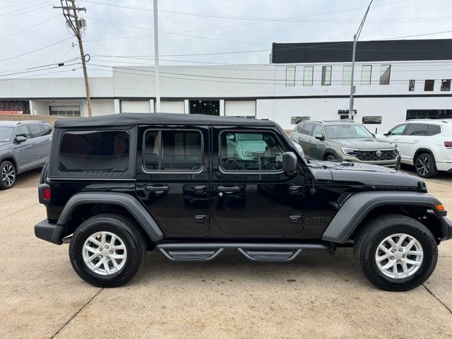 Used 2023 Jeep Wrangler Sport S image 5