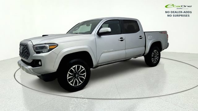 Used 2022 Toyota Tacoma TRD Sport w/ Technology Package AWD/4WD image 3