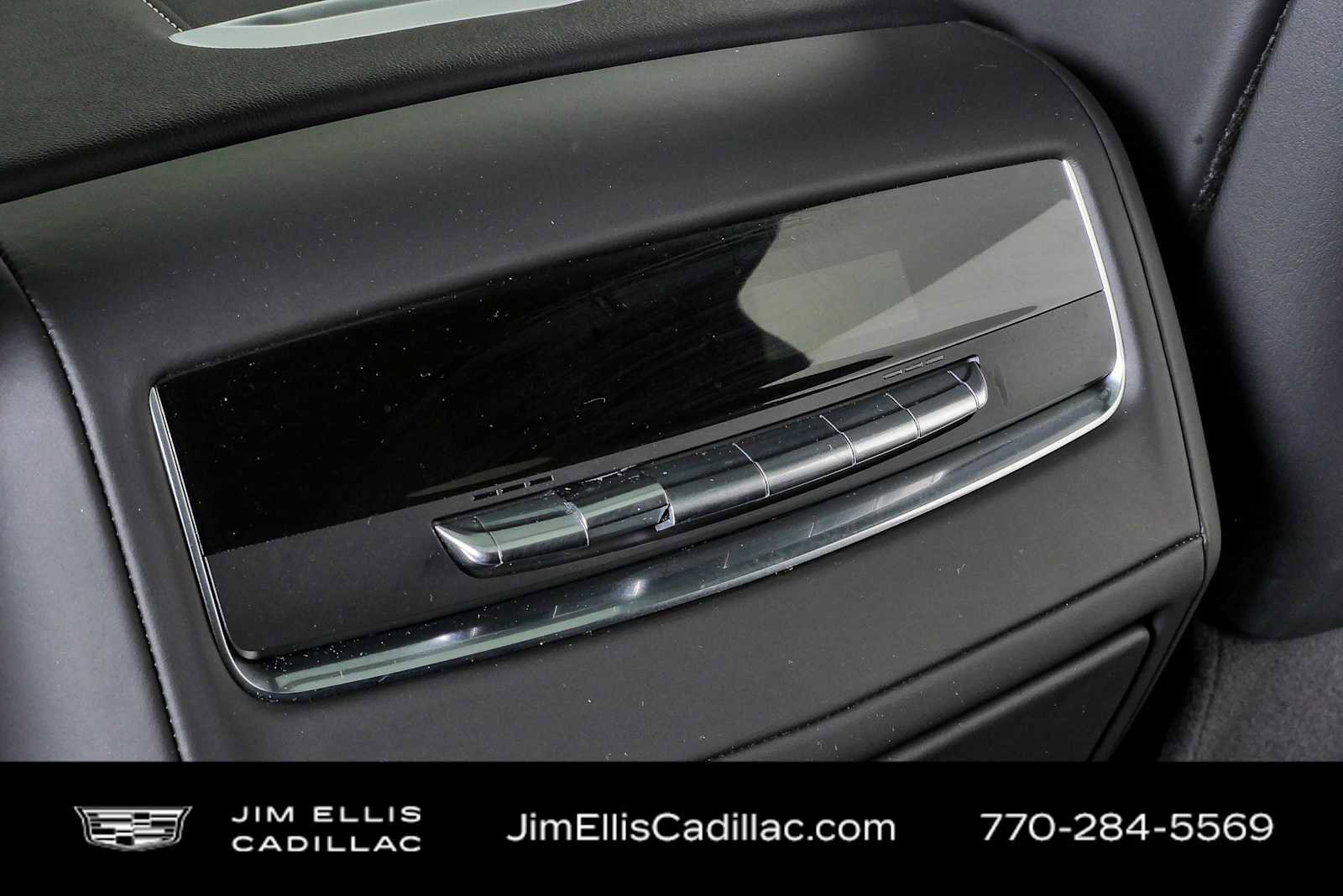 Used 2025 Cadillac Escalade V AWD/4WD image 22