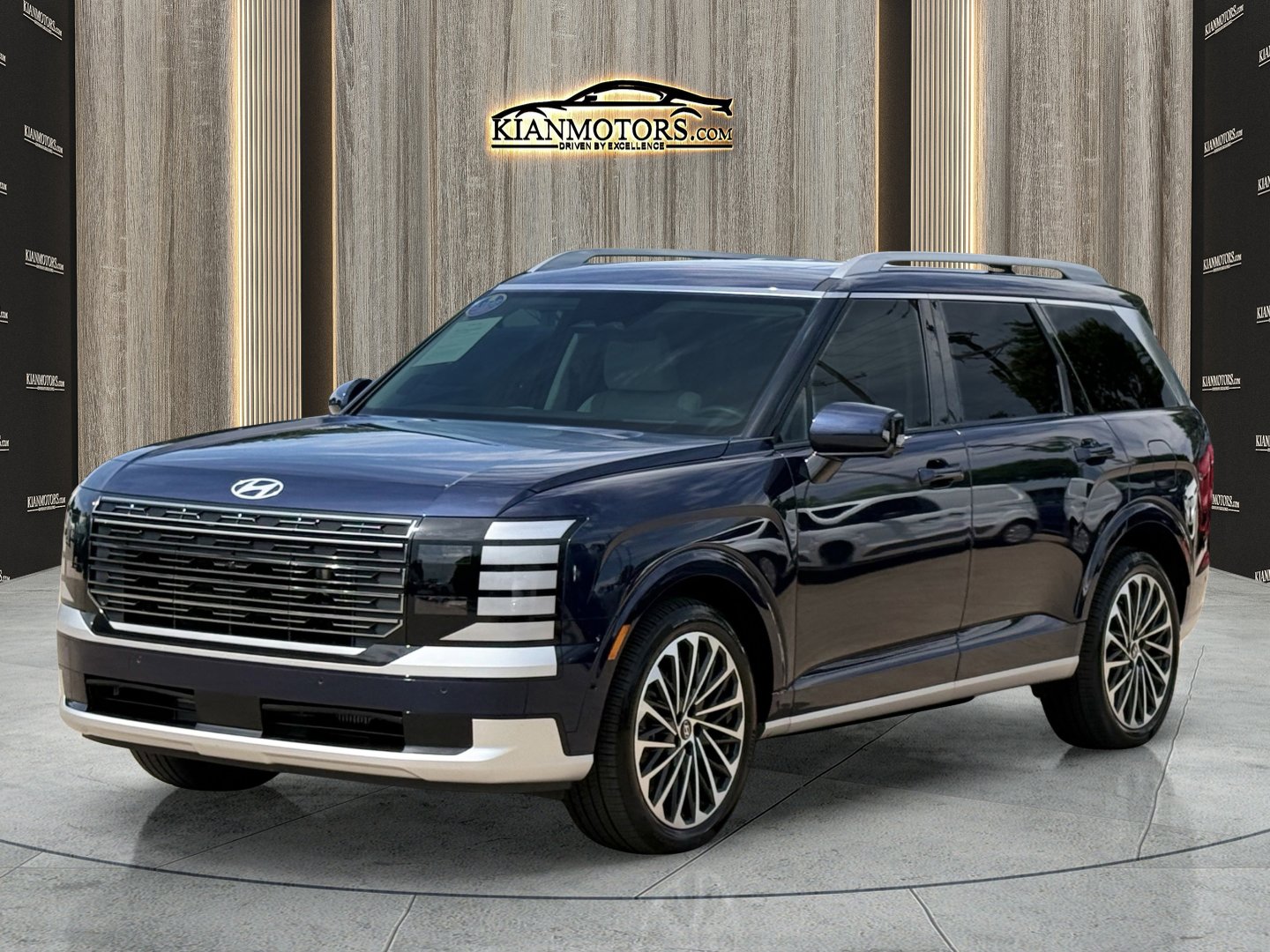 Used 2026 Hyundai Palisade Calligraphy AWD/4WD image 3