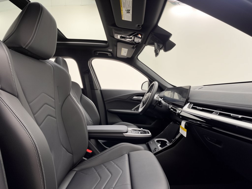 New 2027 BMW X1 xDrive28i AWD/4WD image 30